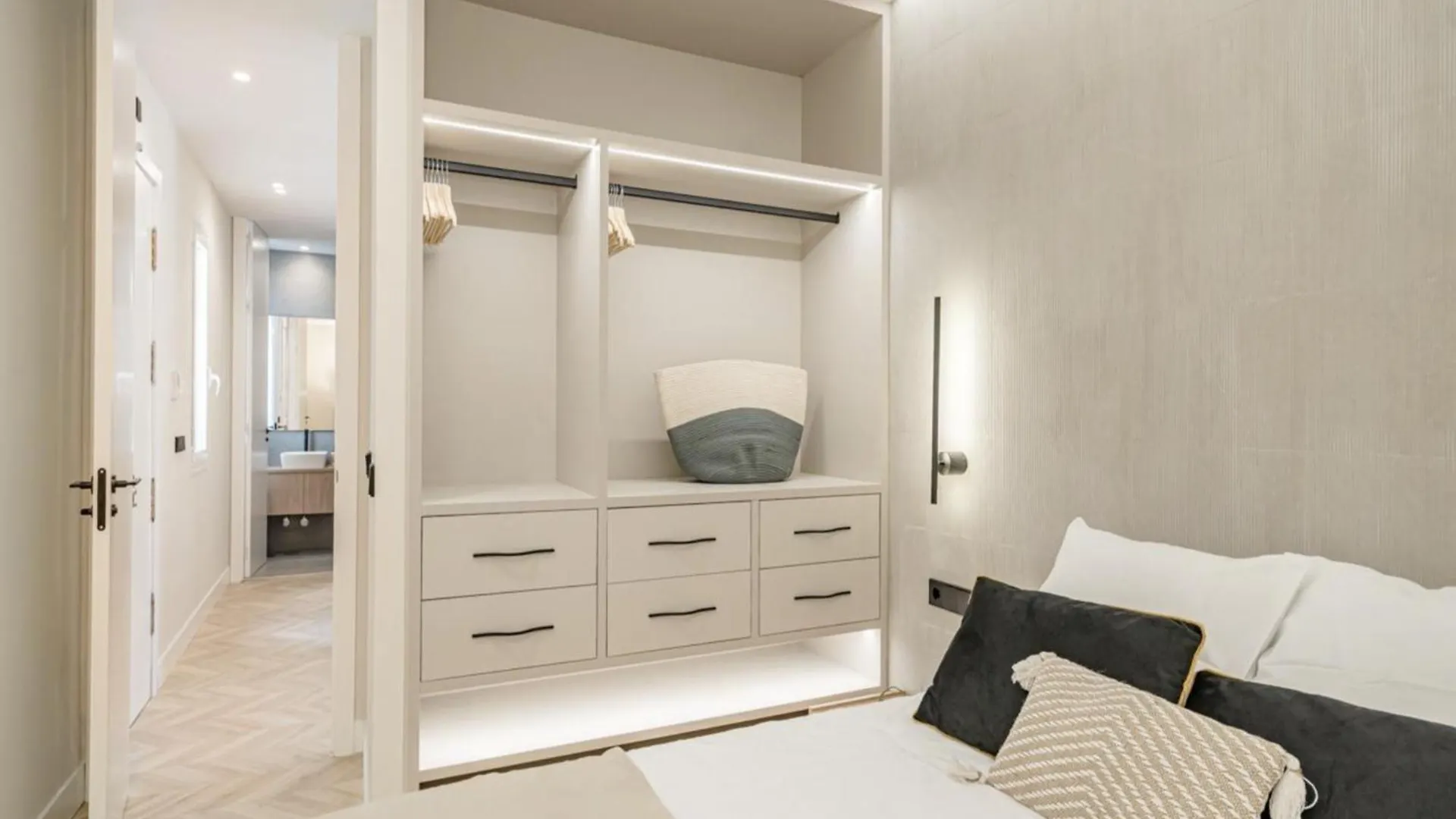 La Perla Fondazione Prada Apartment Milan 0*,