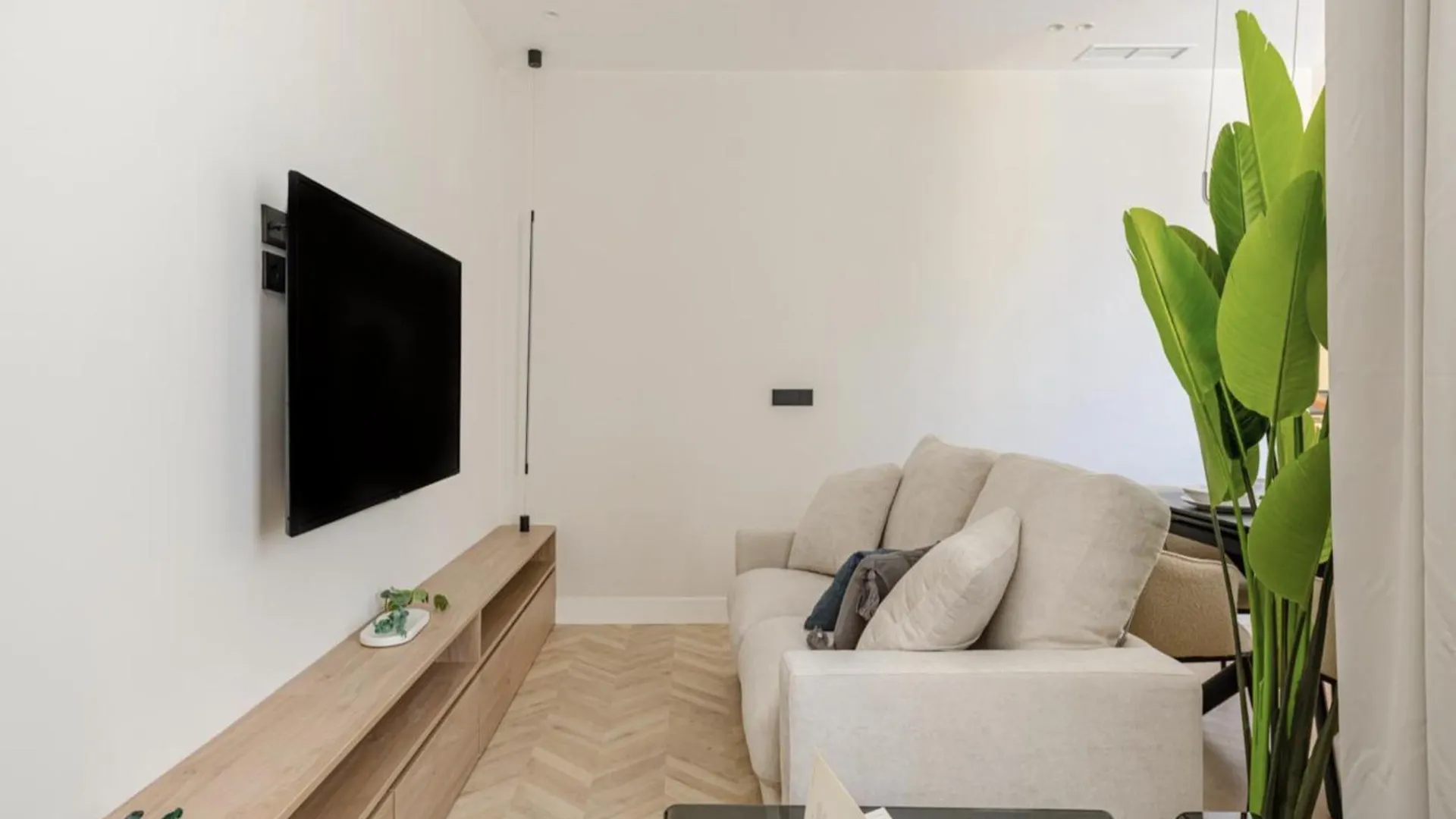 La Perla Fondazione Prada Apartment Milan